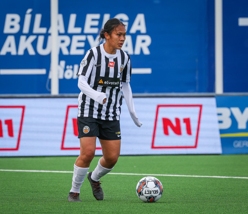 Myndaveisla: Valur vann KR auðveldlega