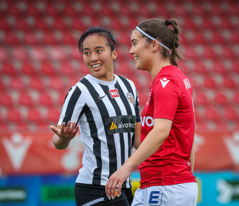 Myndaveisla: Valur vann KR auðveldlega