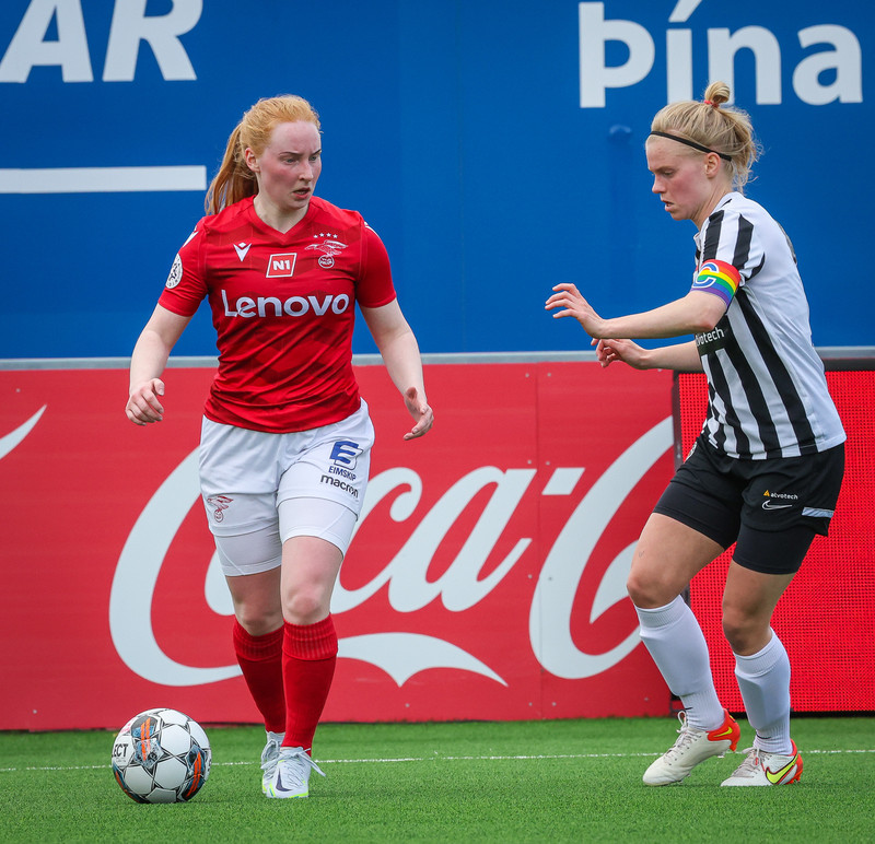 Myndaveisla: Valur vann KR auðveldlega