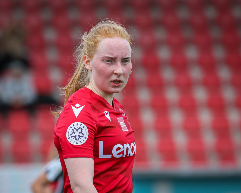 Myndaveisla: Valur vann KR auðveldlega