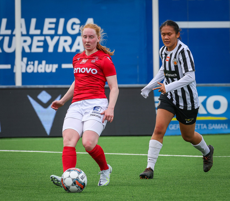 Myndaveisla: Valur vann KR auðveldlega