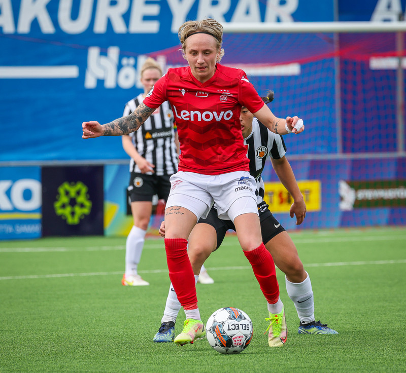 Myndaveisla: Valur vann KR auðveldlega