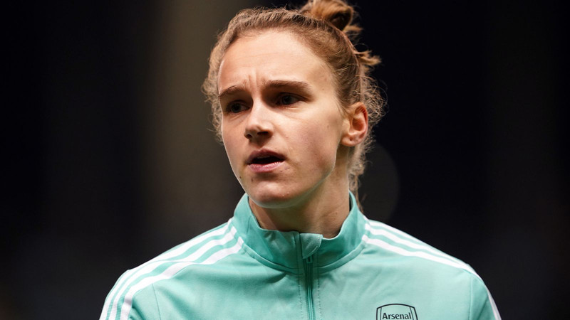Miedema meiddist alvarlega í tapi Arsenal