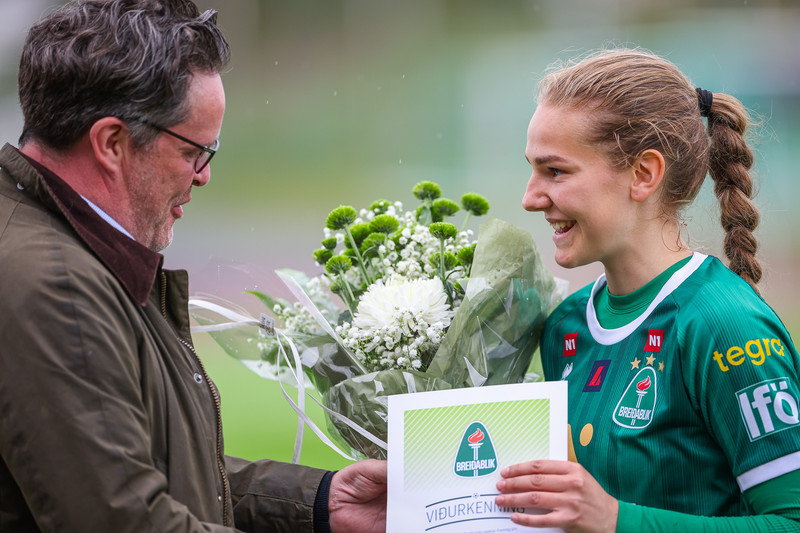 Myndaveisla: Valur vann Breiðablik í toppslagnum