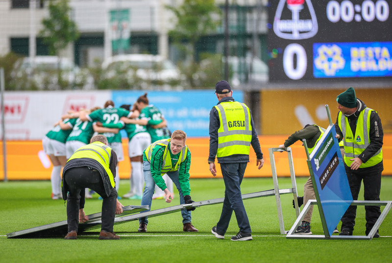 Myndaveisla: Valur vann Breiðablik í toppslagnum