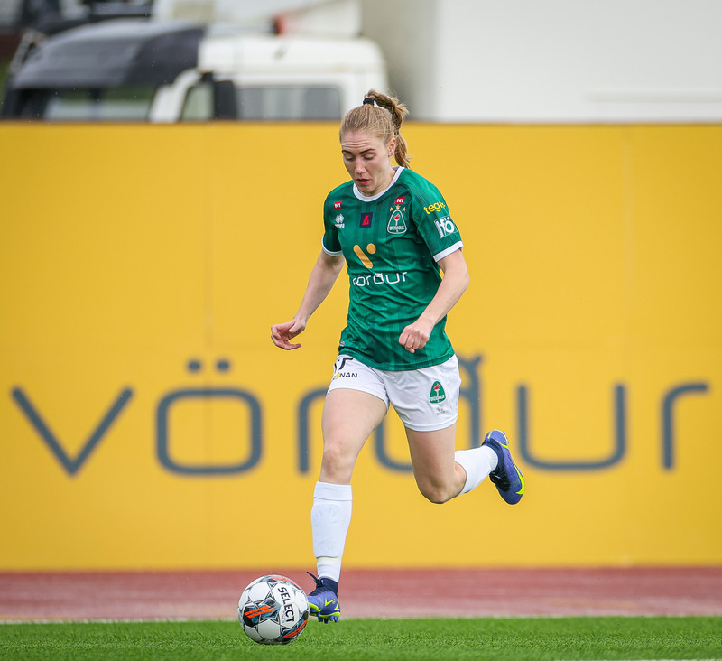 Myndaveisla: Valur vann Breiðablik í toppslagnum