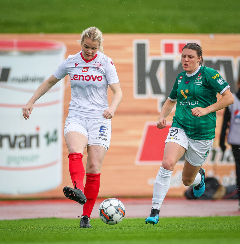 Myndaveisla: Valur vann Breiðablik í toppslagnum