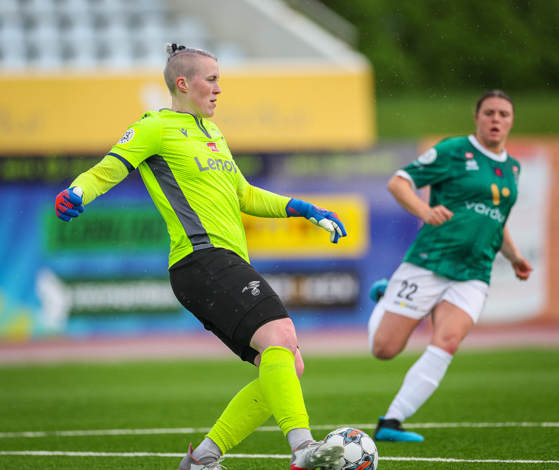 Myndaveisla: Valur vann Breiðablik í toppslagnum