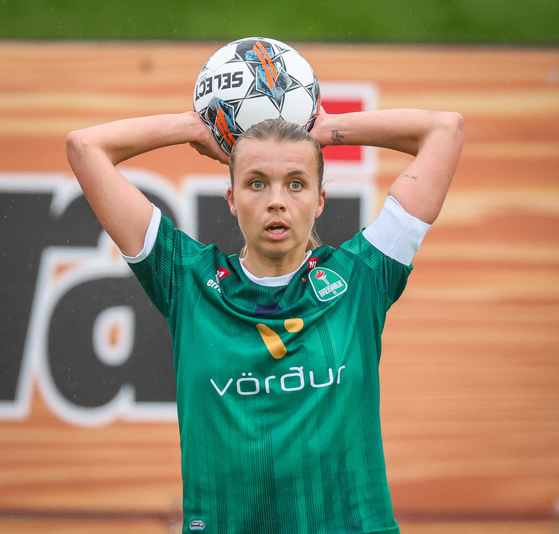 Myndaveisla: Valur vann Breiðablik í toppslagnum