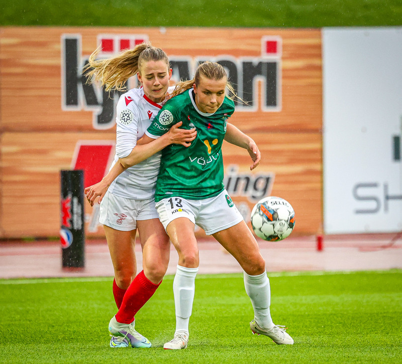 Myndaveisla: Valur vann Breiðablik í toppslagnum