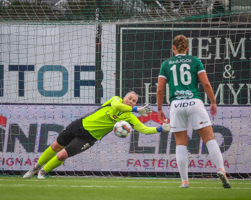 Myndaveisla: Valur vann Breiðablik í toppslagnum