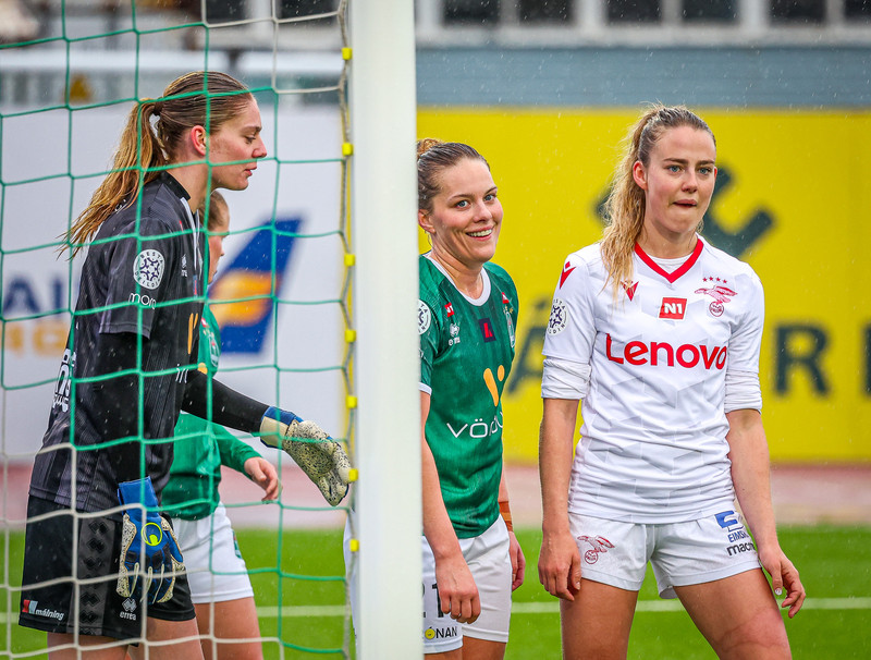 Myndaveisla: Valur vann Breiðablik í toppslagnum