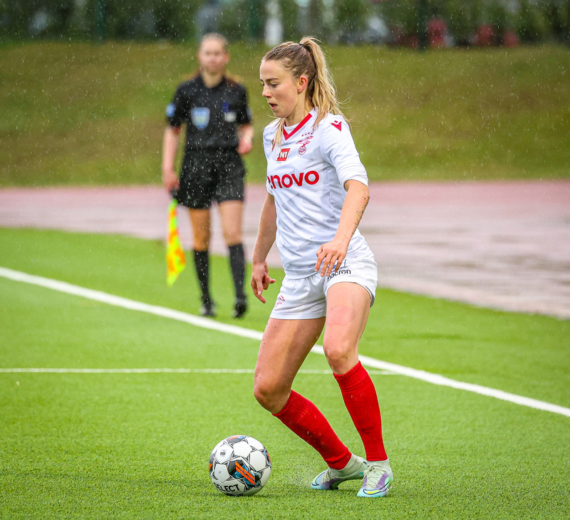 Myndaveisla: Valur vann Breiðablik í toppslagnum