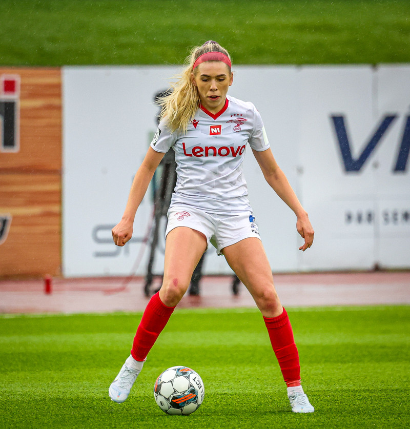Myndaveisla: Valur vann Breiðablik í toppslagnum