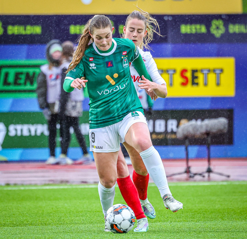 Myndaveisla: Valur vann Breiðablik í toppslagnum