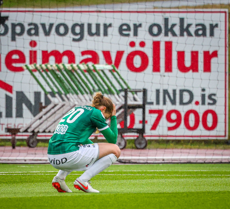 Myndaveisla: Valur vann Breiðablik í toppslagnum