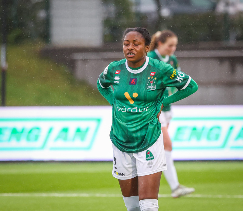 Myndaveisla: Valur vann Breiðablik í toppslagnum