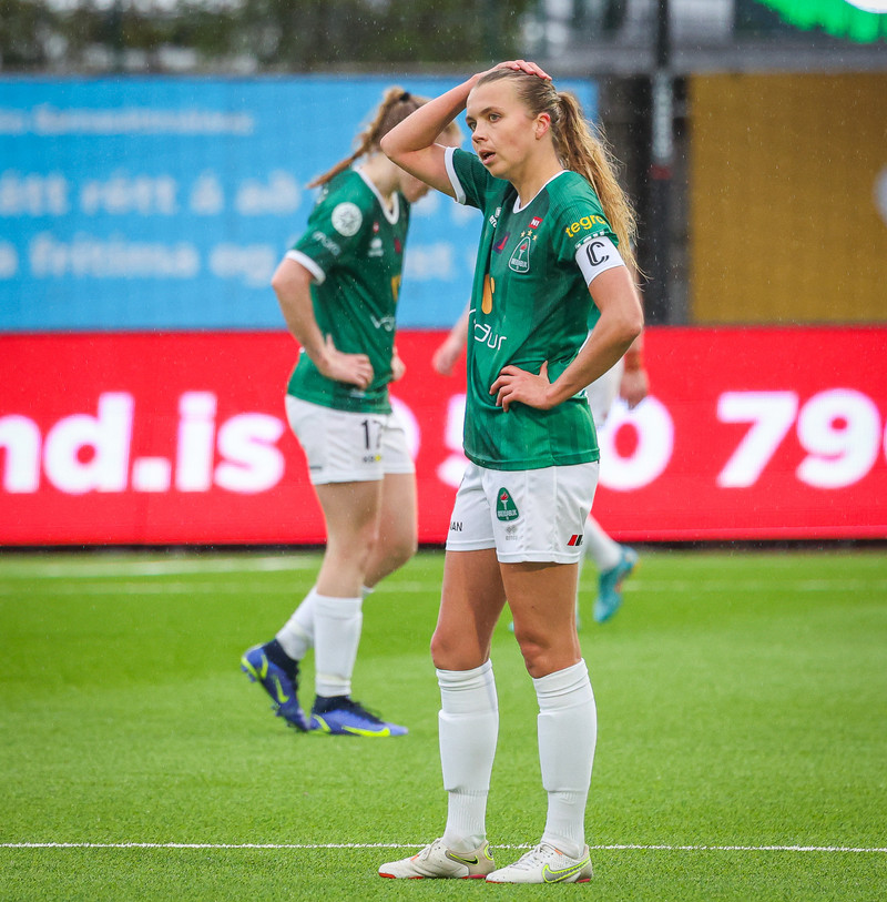 Myndaveisla: Valur vann Breiðablik í toppslagnum