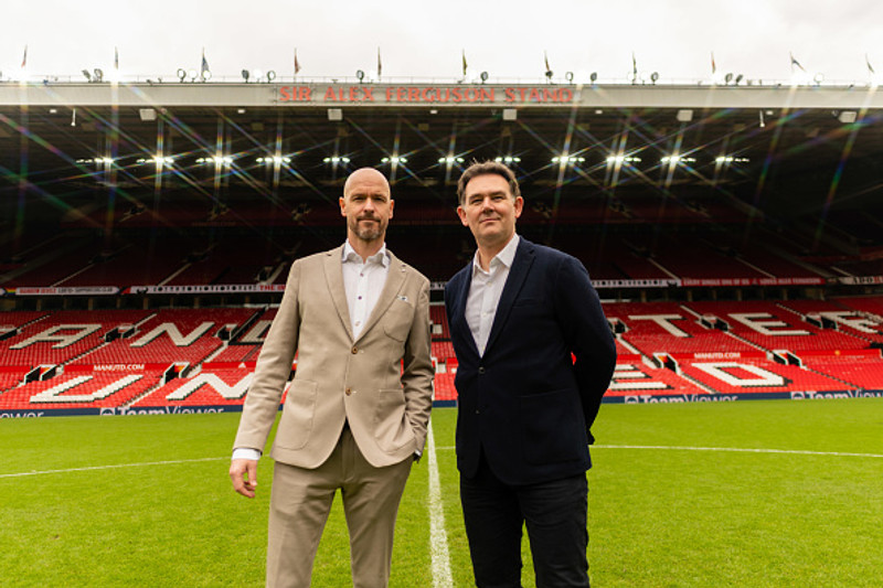 Erik ten Hag og Richard Arnold.