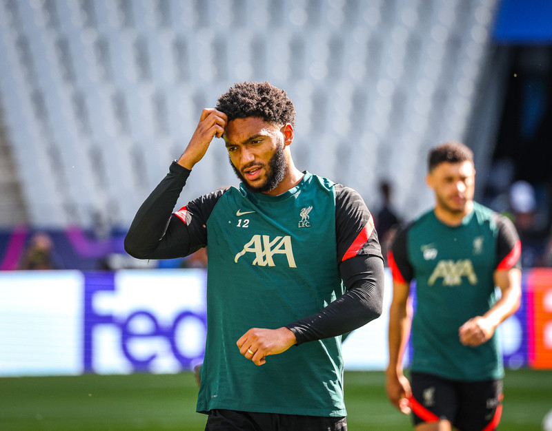 <b>Varnarmaður: Joe Gomez (Liverpool)</b> - Var upp á sitt allra besta gegn City og var valinn maður leiksins.