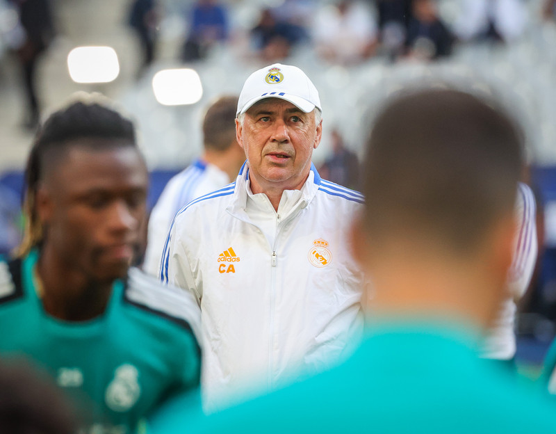 Myndaveisla frá æfingu Real Madrid á Stade de France