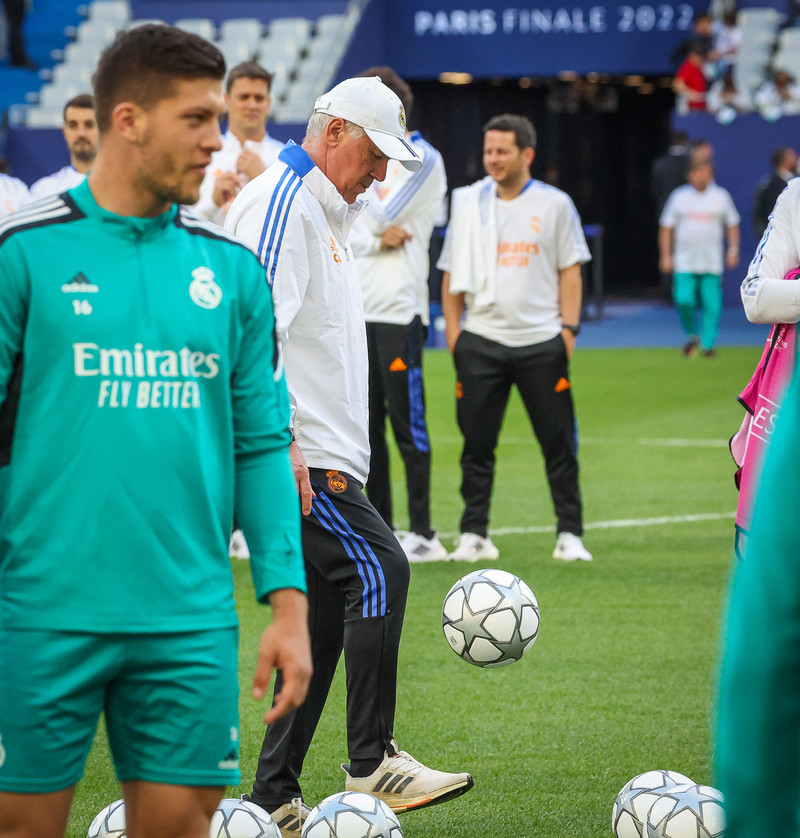 Myndaveisla frá æfingu Real Madrid á Stade de France