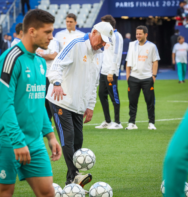 Myndaveisla frá æfingu Real Madrid á Stade de France