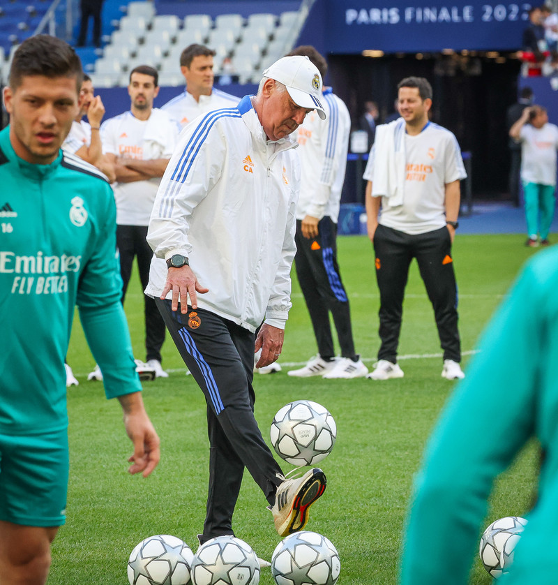 Myndaveisla frá æfingu Real Madrid á Stade de France