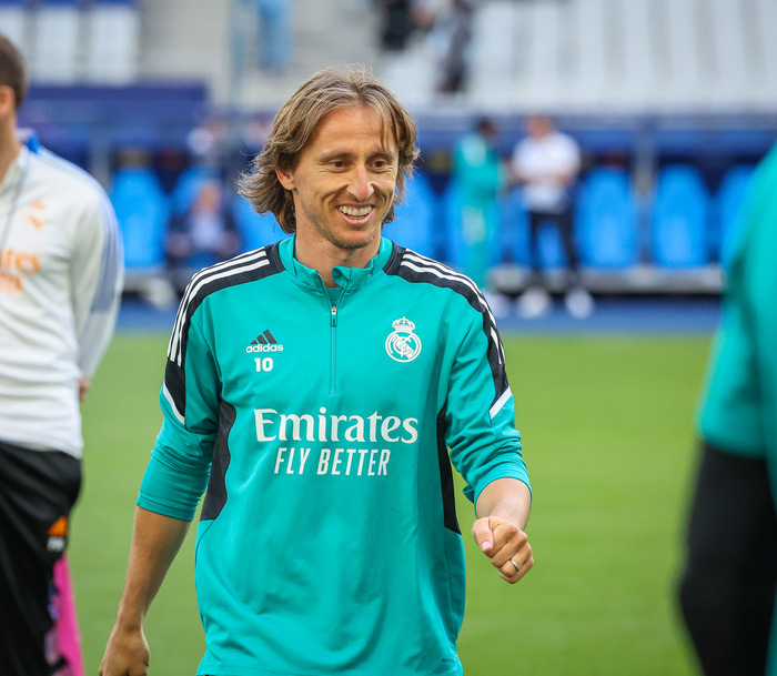 Luka Modric í samningsviðræðum.