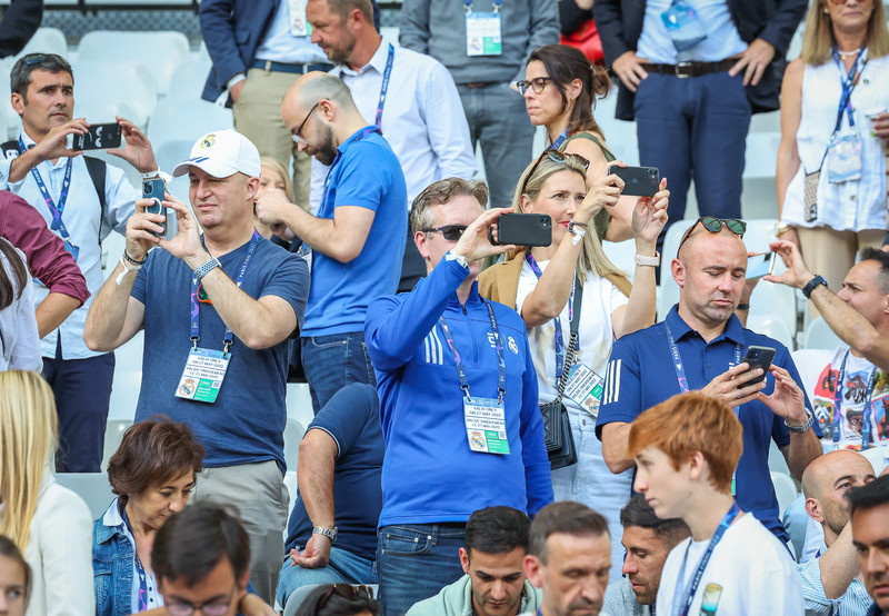 Myndaveisla frá æfingu Real Madrid á Stade de France