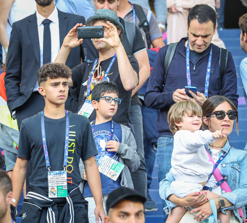 Myndaveisla frá æfingu Real Madrid á Stade de France