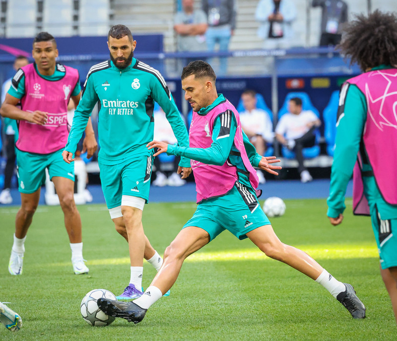 Myndaveisla frá æfingu Real Madrid á Stade de France