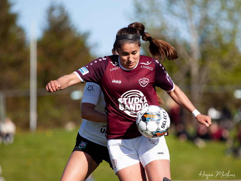 Hlín byrjaði gegn Man City - Brenna skoraði í Skotlandi