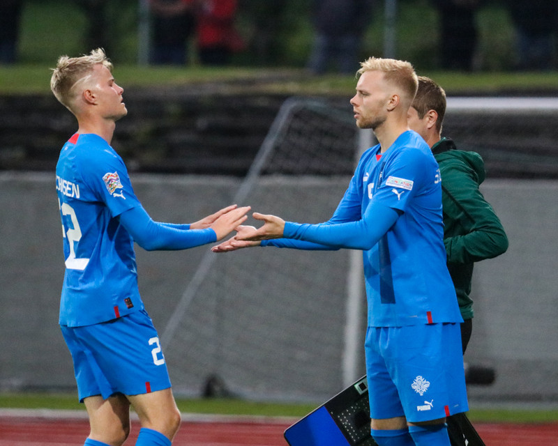 Andri Lucas er í hópnum en Sveinn Aron ekki.
