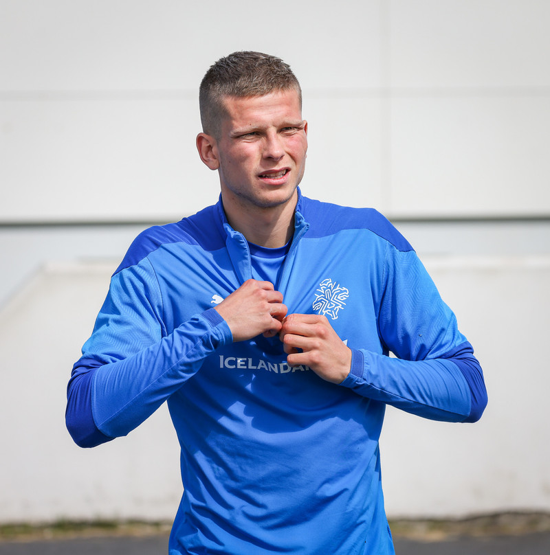 Logi á æfingu með U21 landsliðinu.