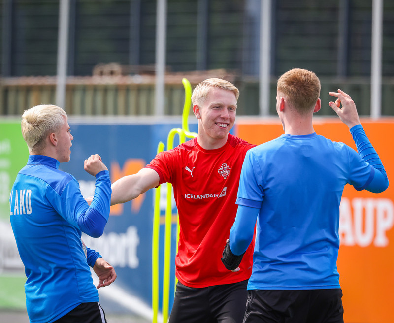Pálmi æfir með aðalliði Wolves: Stofnaði fatamerki með vini sínum