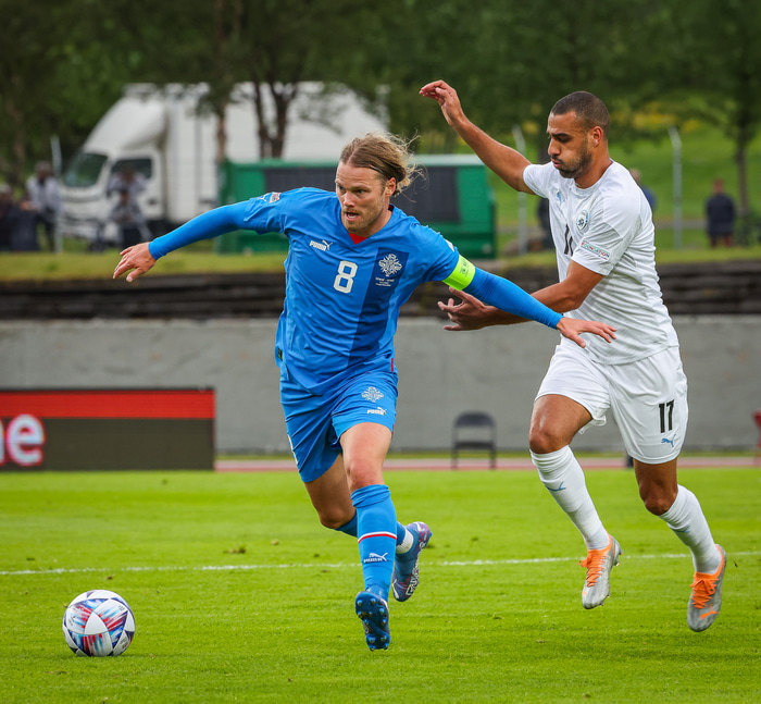 Birkir Bjarnason fékk loks mínútur hjá Adana