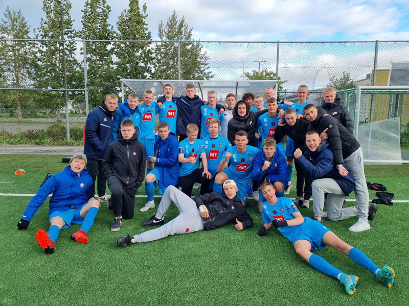 Hamrarnir eru búnir að tryggja sig inn í umspilið