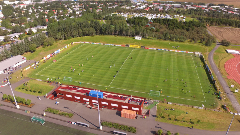 Selfossvöllur í allri sinni dýrð.