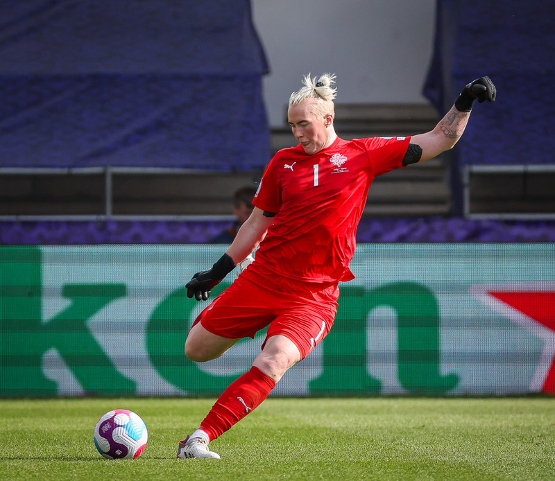 Sandra Sigurðardóttir átti góðan leik í marki Íslands