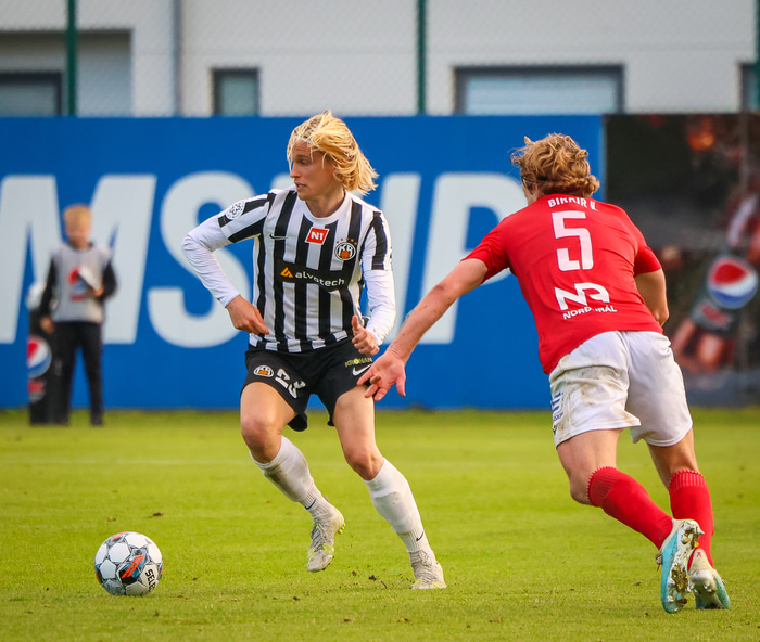 Atli Sigurjónsson skoraði þrjú fyrir KR á Meistaravöllum