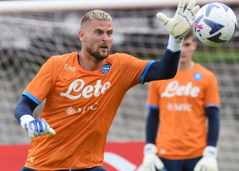 Sirigu tekur við af Ospina (Staðfest) - Contini sendur til Samp