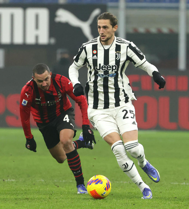 Setur Juve í erfiða stöðu að ná ekki að selja Rabiot til Man Utd