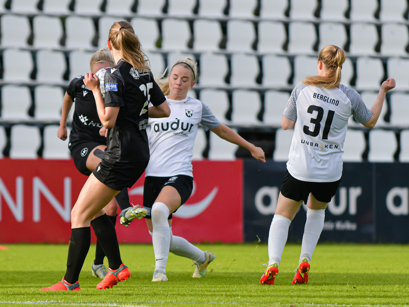 Myndaveisla: Markalaust hjá FH og HK