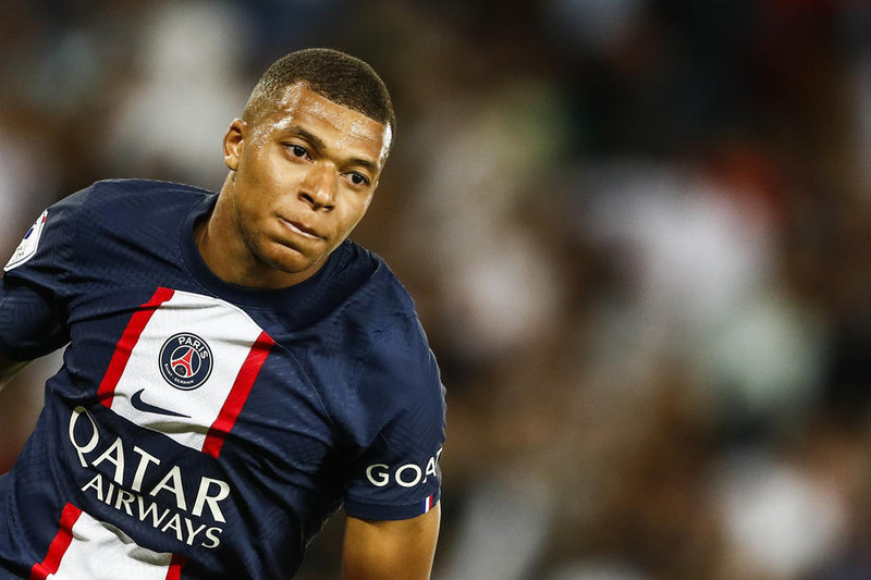Mbappe mjög ósáttur og vill fara frá PSG í janúar