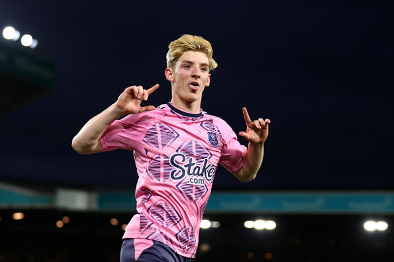 Anthony Gordon til Newcastle (Staðfest)