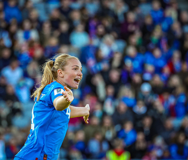Glódís í 8-liða úrslit eftir stórsigur á Duisburg