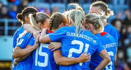 Landsliðsbónusar lækkaðir um helming - &bdquo;Í...