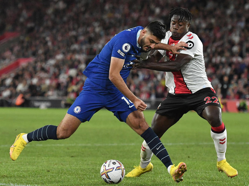 Armando Broja fær tækifæri gegn erfiðri varnarlínu Brentford.