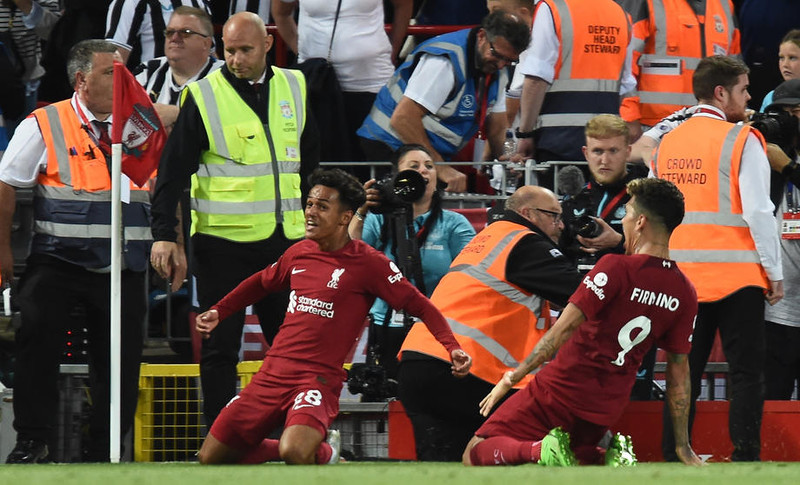 Carvalho og Firmino eru í byrjunarliðinu.